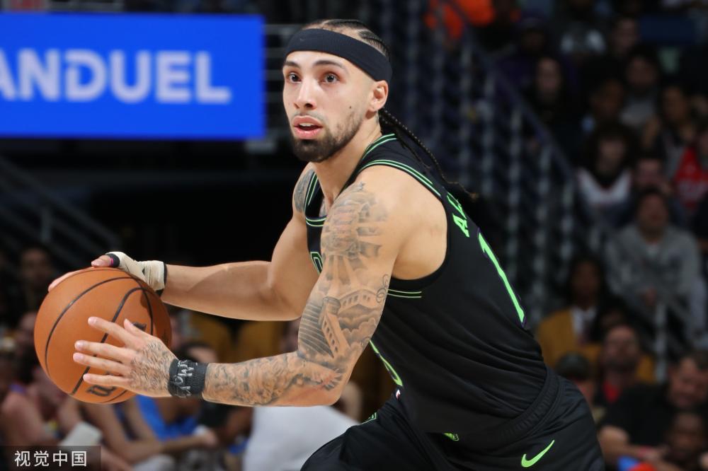 他用行动证 他用行动证